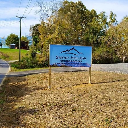 Smoky Hollow Outdoor Resort Covered Wagon Sevierville Ngoại thất bức ảnh
