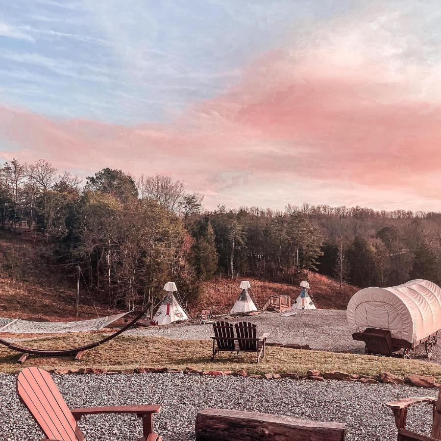 Smoky Hollow Outdoor Resort Covered Wagon Sevierville Ngoại thất bức ảnh